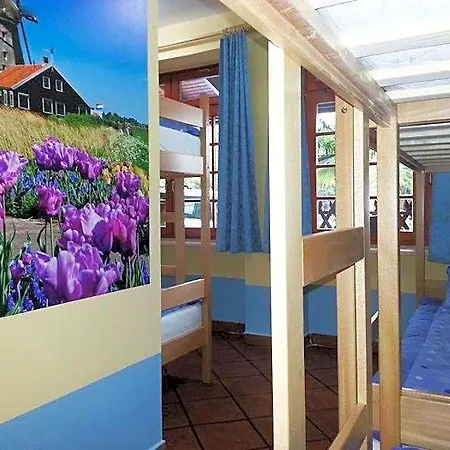 Europa Hostel *