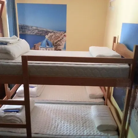 Europa Hostel *