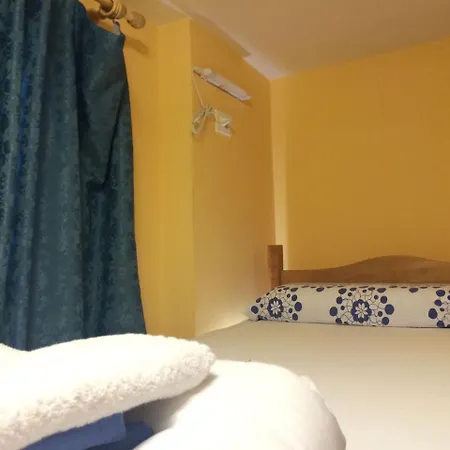 Hostel Europa *